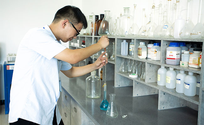 化學(xué)分析實(shí)驗(yàn)室